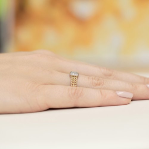 Pierścionek z Brylantami 0,08ct z białego złota próby 585. W-353B